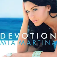 Mia Martina — Latin Moon — обложка